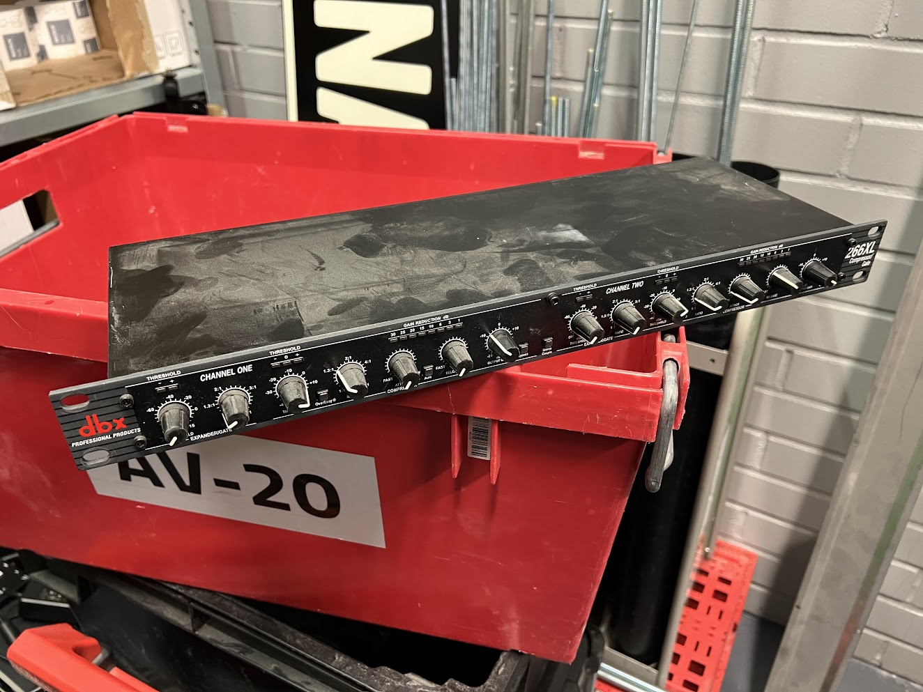 DBX 266XL compressor